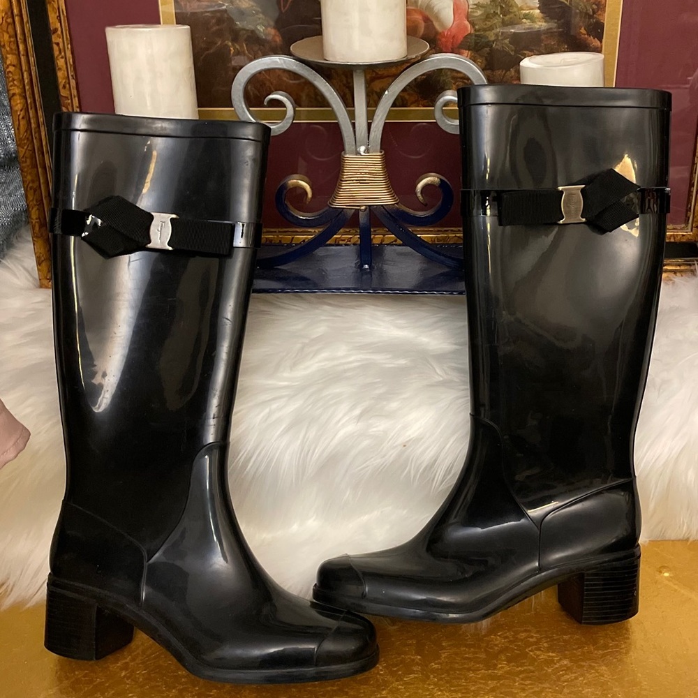 Super cute Ferragamo rain boots. Size 9